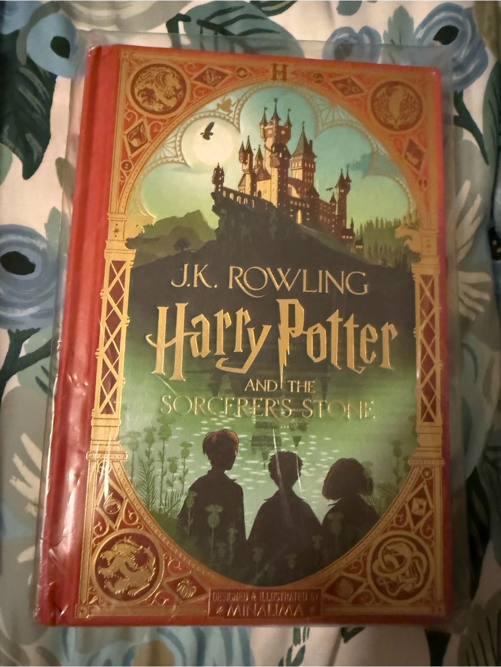 Harry Potter and the Sorcerers Stone - Interactive illustrated edition